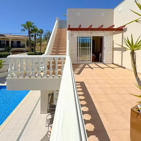 بيت للعطل Elegant With Pool Near Carvoeiro