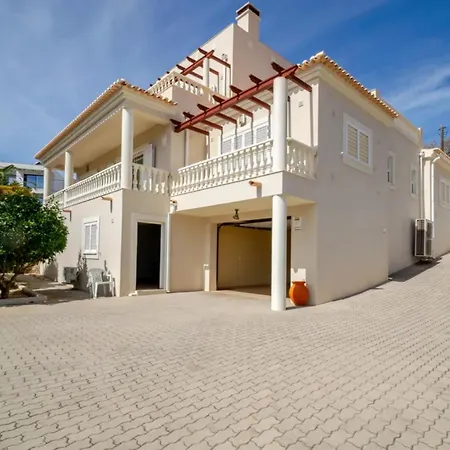 Elegant With Pool Near Carvoeiro Tatil Evi